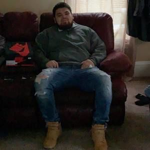 Meet your Posher, Tomas